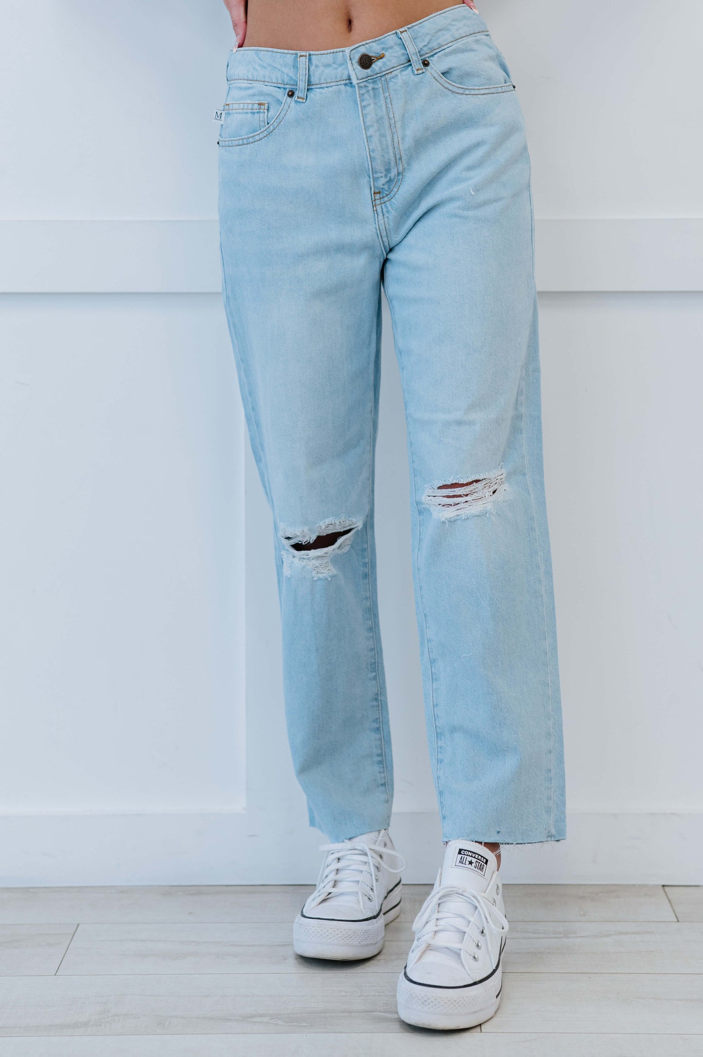 Distressed Raw Hem Mom Jeans