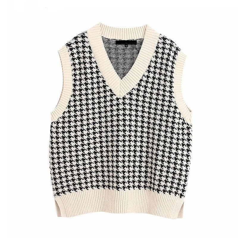 Star Checkered V-Line Sweater Vest